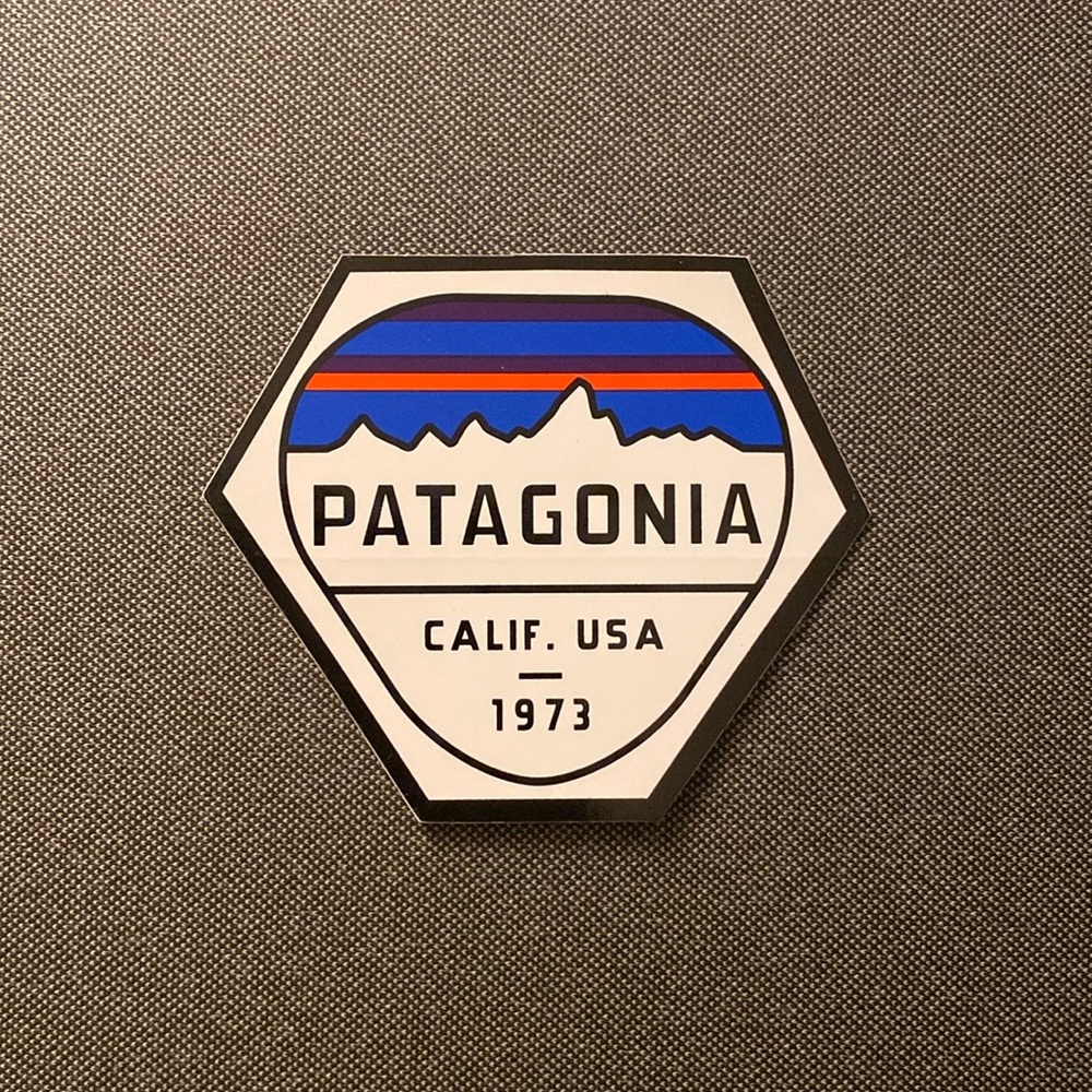 Patagonia sticker - climbing hex